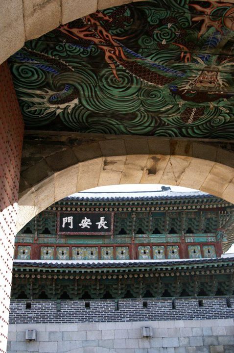 長安門の天井画