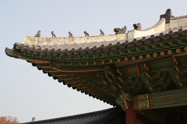 韓国宮殿の屋根組